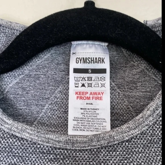 Gymshark flex cropped long sleeve top women’s small grey EUC - Picture 2 of 5